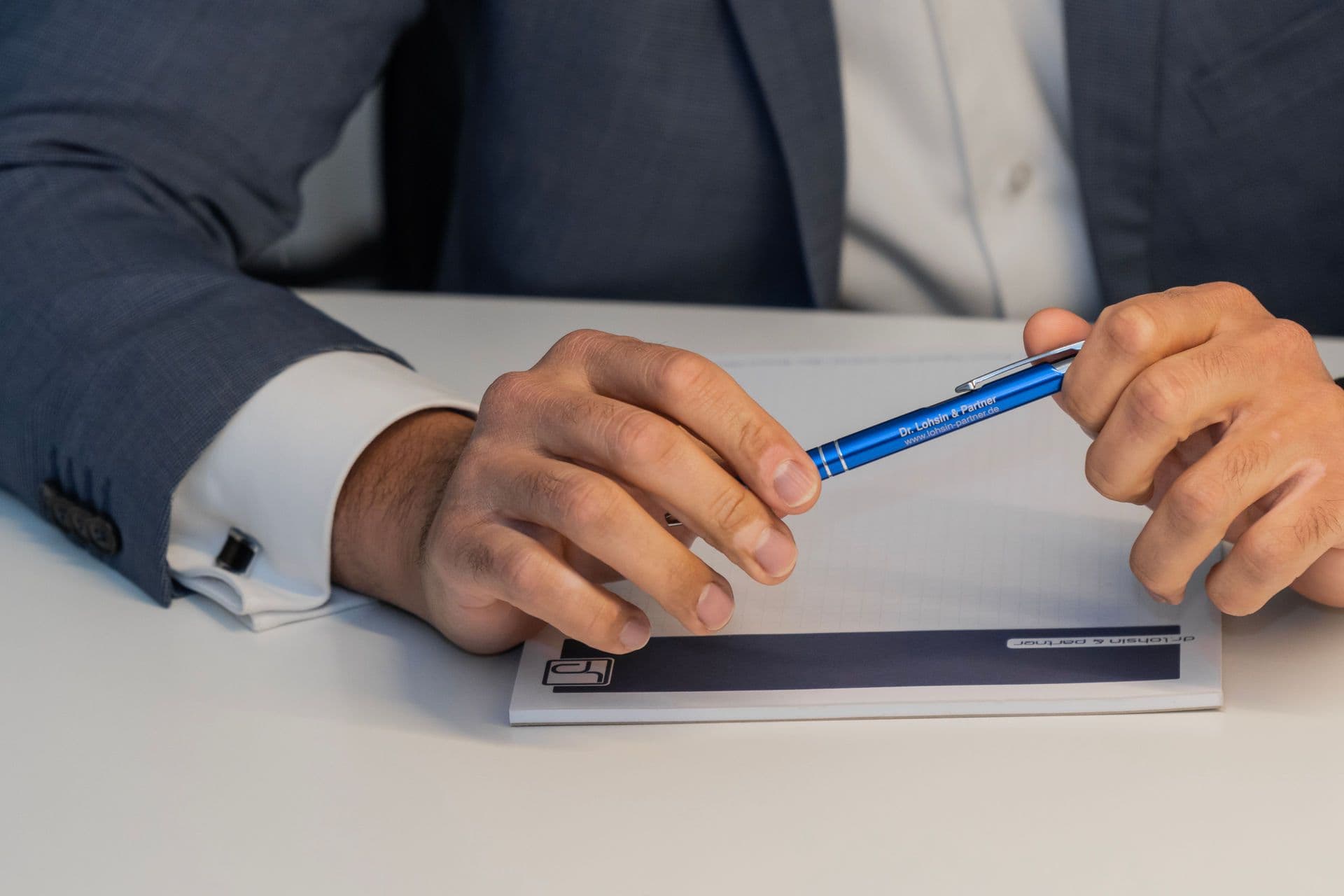 Rechtsanwalt für Arbeitsrecht – Kanzlei Dr. Lohsin und Partner in Bremen